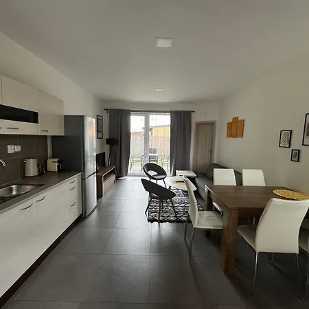 Apartment Miromar