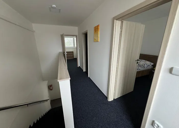 Miromar Apartamento Podivin